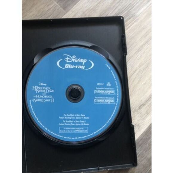 The Hunchback of Notre Dame 2-Movie Coll (Blu-ray + DVD)u - Picture 5 of 7